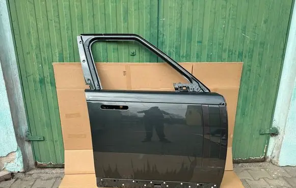 Land Rover Range Rover L460 Type LK Front door M8E220226A