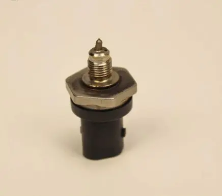Fuel pressure sensor