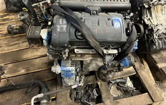 Peugeot 208 Engine 5F01