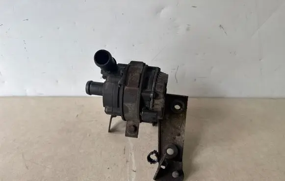 Maserati Ghibli Electric auxiliary coolant/water pump 670005347