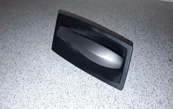Rear door interior handle