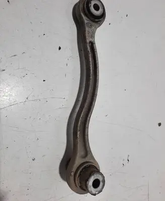 Rear control arm