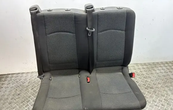 Mercedes-Benz Vito Viano W639 Second row seats 
