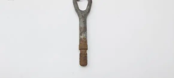 Mercedes-Benz E W211 Towing hook eye