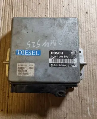 BMW 5 E34 Engine control unit/module 0281001077