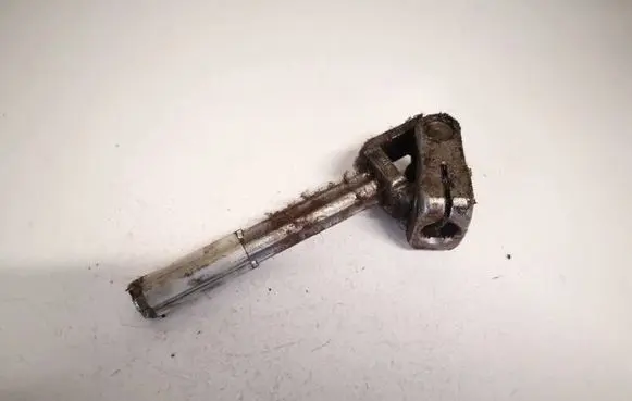 Volkswagen Polo IV 9N3 Steering column universal joint