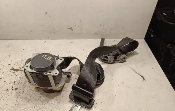 Jaguar XF X260 Front seatbelt 630704400