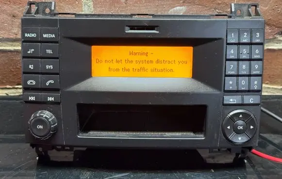 Mercedes-Benz Sprinter W906 Radio/CD/DVD/GPS head unit A9069003103 A9069016201 A9069020102