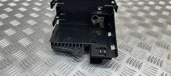 Audi A3 8Y Positive wiring loom