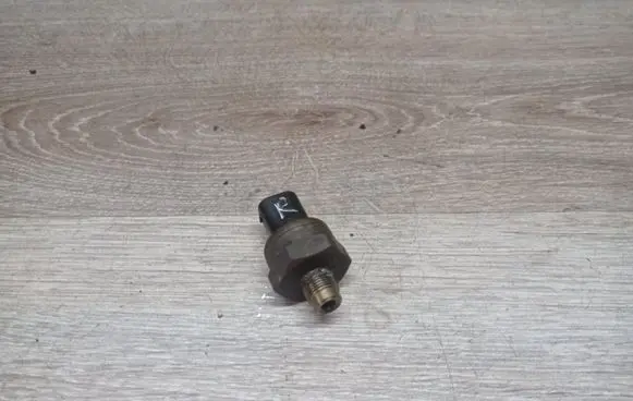 Volvo S80 Brake power pressure regulator 