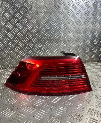 Volkswagen PASSAT B8 Rear/tail lights 3G5945207C
