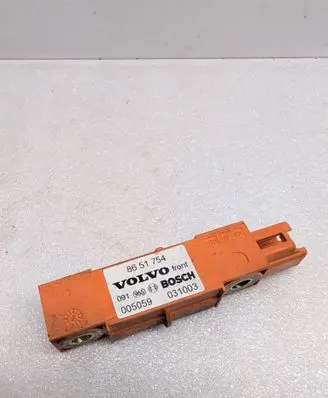 Volvo XC90 Airbag deployment crash/impact sensor 8651754 031003 005059