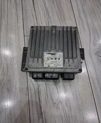 Renault Kangoo I Engine control unit/module ECU 8200513076