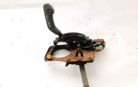 Mitsubishi Space Runner Gear shifter/selector