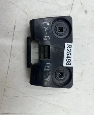 Mazda CX-5 II Rear bumper mounting bracket KB8A51U30