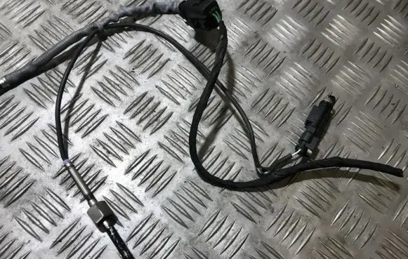 Mercedes-Benz ML W166 Exhaust gas temperature sensor a0009053905 HT0002