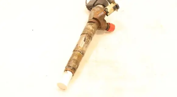 Fuel injector