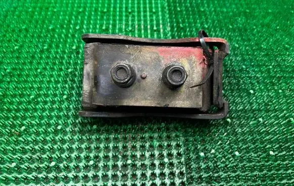 Iveco Daily 35 - 40.10 Engine mount bracket 781298 500345261E8