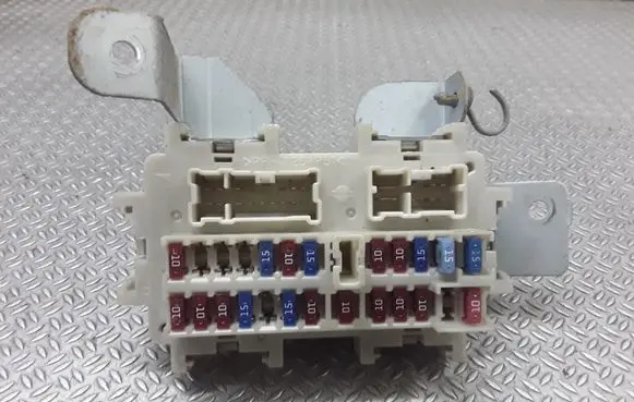 Nissan Murano Z50 Fuse module