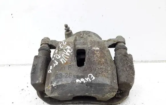 Toyota RAV 4 (XA30) Front brake caliper