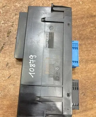 BMW 3 E90 E91 Comfort/convenience module 9176886
