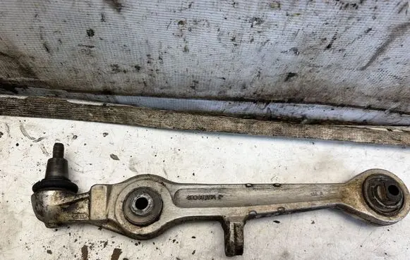 Audi A4 S4 B5 8D Front control arm 4D0407155P