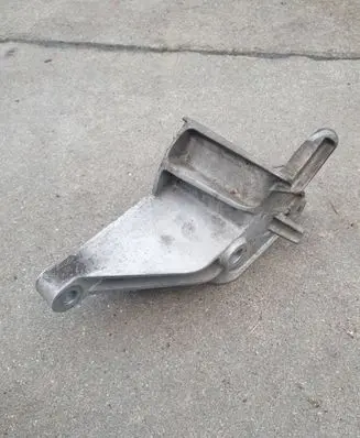 Chevrolet Orlando Gearbox mounting bracket 13248667