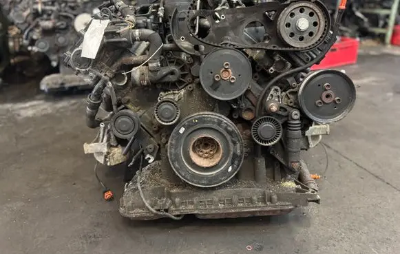 Audi A5 8T 8F Engine