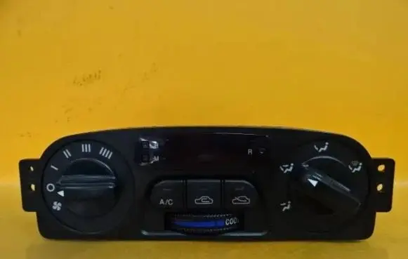 KIA Clarus Climate control unit OK9BB61190