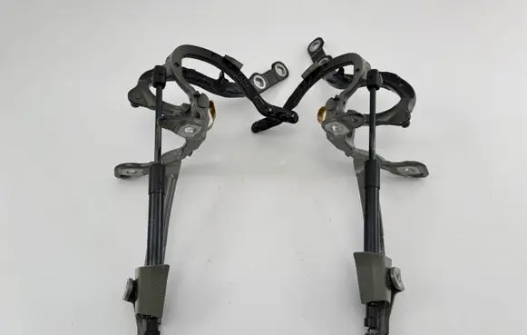 BMW 3 G20 G21 Tailgate/trunk/boot hinge 7453406 7453405