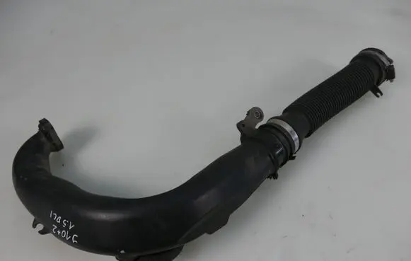 Nissan Qashqai+2 Air intake hose/pipe 8200645723