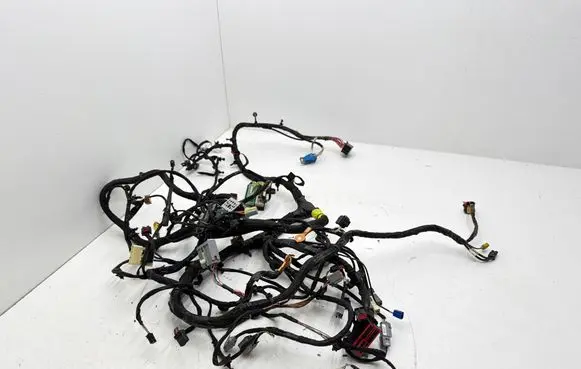 Jeep Grand Cherokee Engine installation wiring loom P68251763AC 16238CE