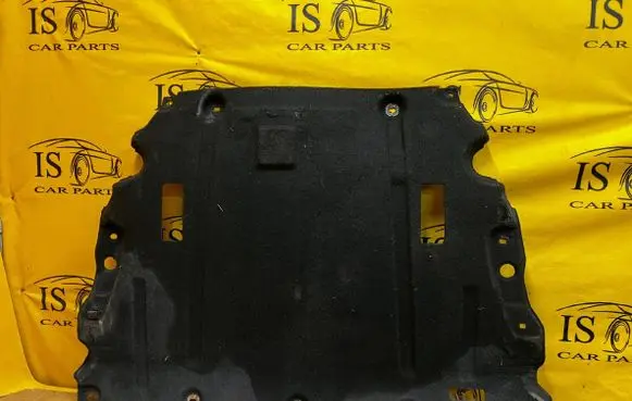 Ford Fusion II Engine splash shield/under tray DG936P013JA