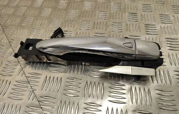 Nissan X-Trail T32 Front door exterior handle