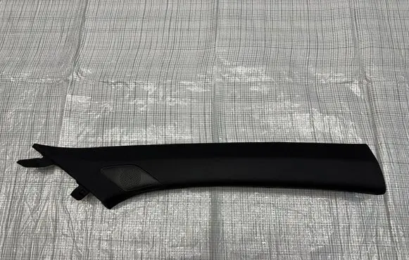 KIA Sorento IV Wiper trim 85510