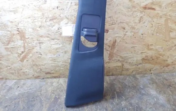 Mercedes-Benz GL X166 (B) pillar trim (top) A1668680200