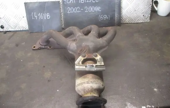 Seat Ibiza III (6L) Exhaust manifold