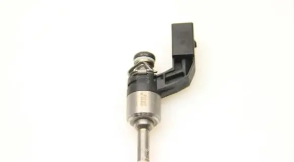 Volkswagen Golf VI Fuel injector 03C906036F