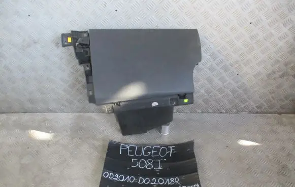 Peugeot 508 Glove box
