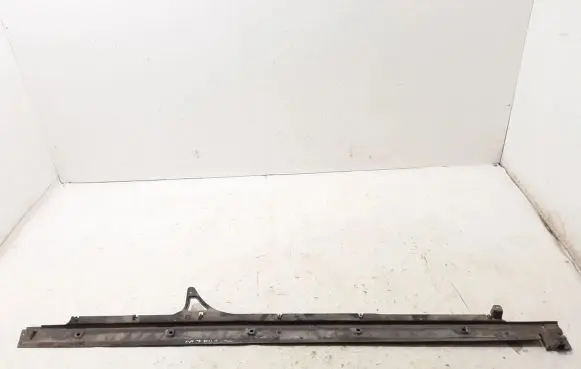 Volkswagen Touareg III Pickup box liner 4M4825212
