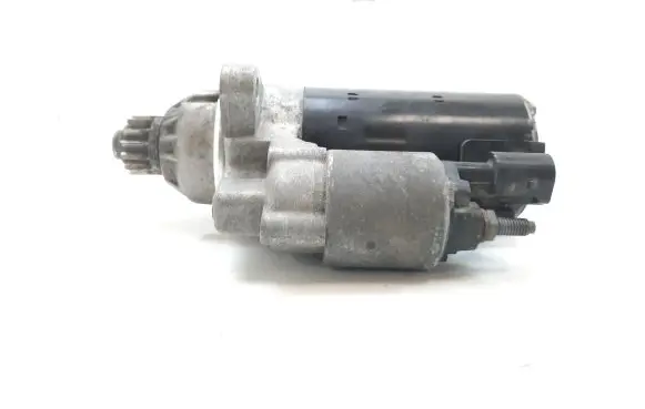 Volkswagen PASSAT B7 Starter motor 0001153009 02M911024C