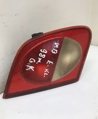 Mercedes-Benz E W210 Tailgate rear/tail lights