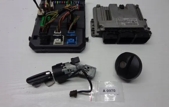 Citroen C1 Engine ECU kit and lock set 9666952280