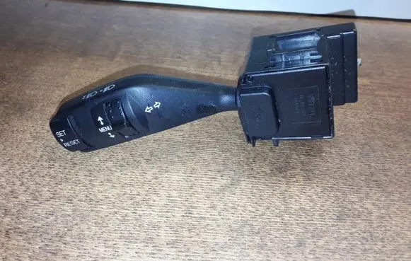 Ford Focus Indicator stalk 4M5T13335BD
