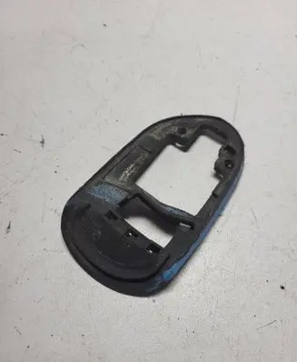 BMW 3 E46 Front door handle cover 7012770