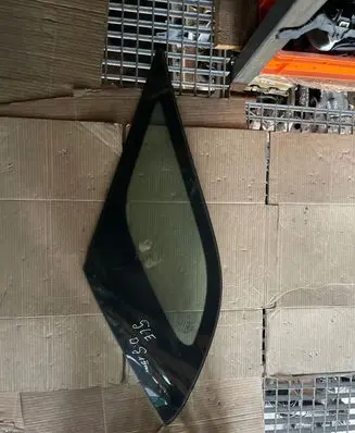 Mercedes-Benz GLE (W166 - C292) Rear side window