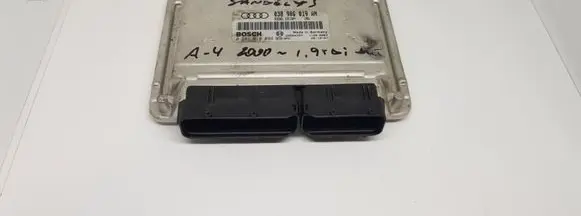 Audi A6 S6 C5 4B Engine control unit/module 038906019AN 0281010094