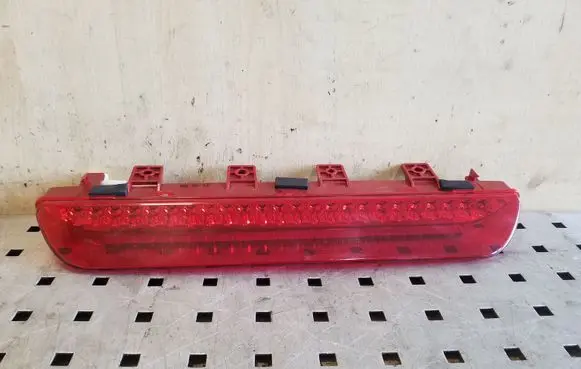 KIA Sportage Third/center stoplight S302E96252 927003W