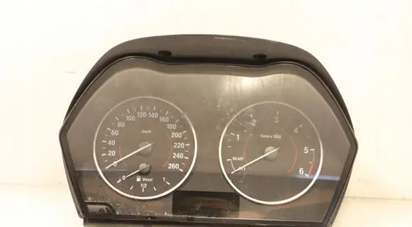 BMW 1 F20 F21 Clock 