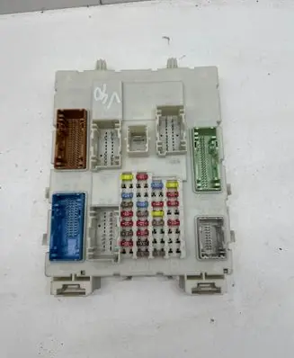 Volvo V40 Fuse module 31394135